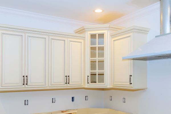 Kitchen Cabinets Repair in Houston